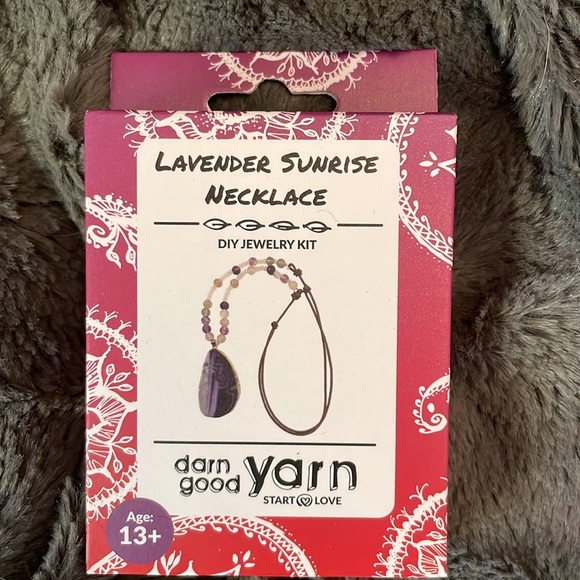 Set of 3 DIY Jewelry making kits — ideal stocking stuffers!! - Picture 3 of 8